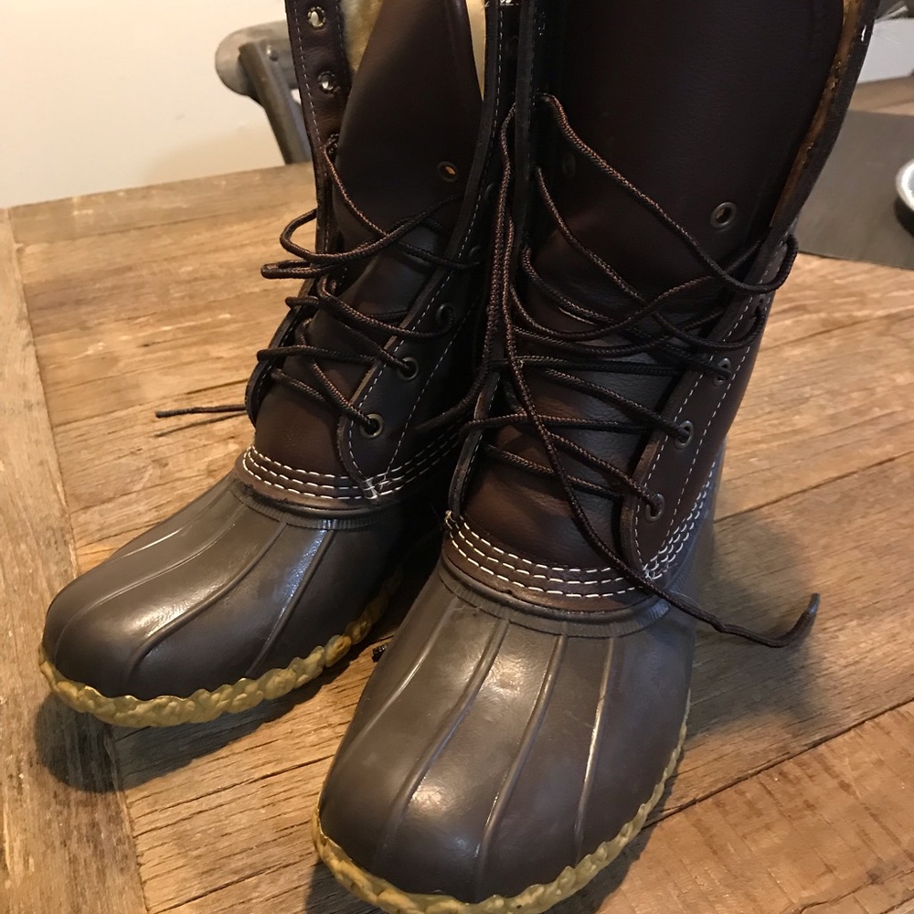 LL BEAN BOOTS fur lined brand new